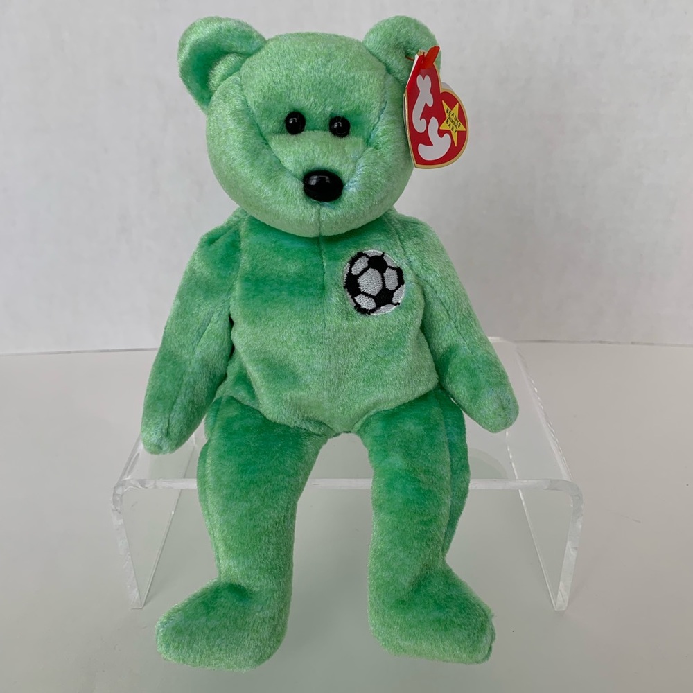 VTG NWT Beanie Baby Ty Kicks Teddy Bear 1998 Retired Soccer Ball World Cup Green